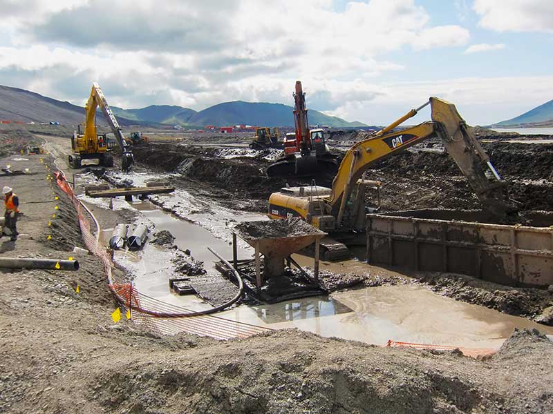 Cutoff Wall/Barrier Wall Construction.<br />
Dam/Levee Construction and Rehabilitation.