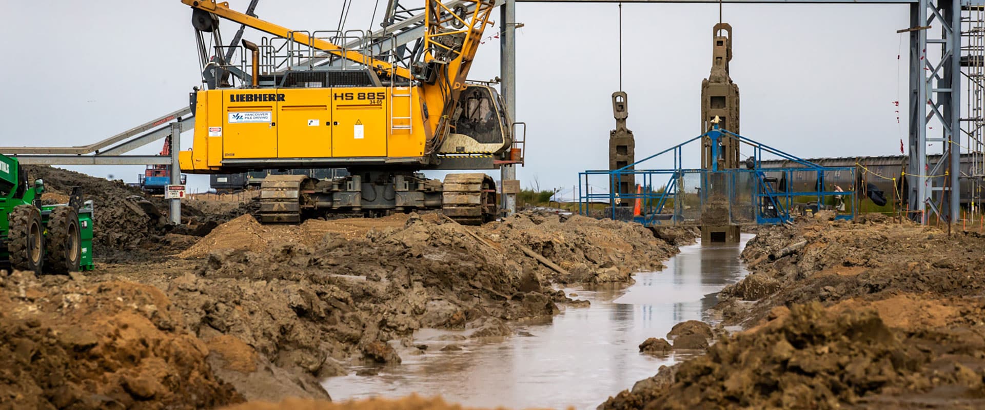 Bethune Mine remediation barrier wall construction